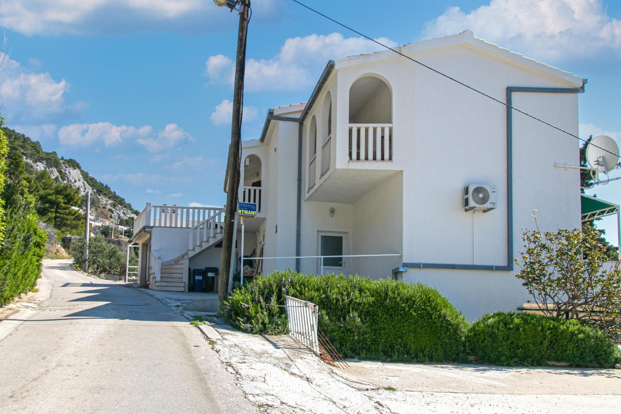 Apartments With A Parking Space Pisak, Omis - 5975 Exteriör bild