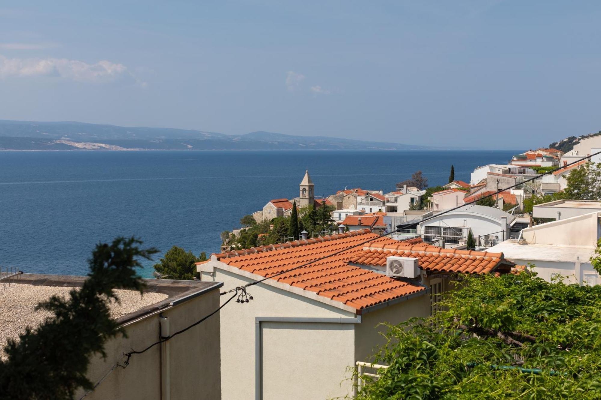 Apartments With A Parking Space Pisak, Omis - 5975 Exteriör bild